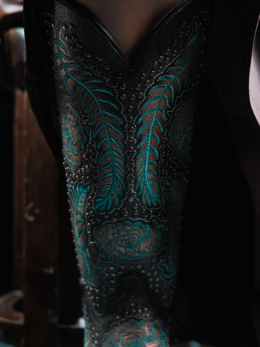 A4726 - WOMEN'S BLUE EMBROIDERY AND BRONZE STUDS BLACK SNIP TOE COWBOY BOOT