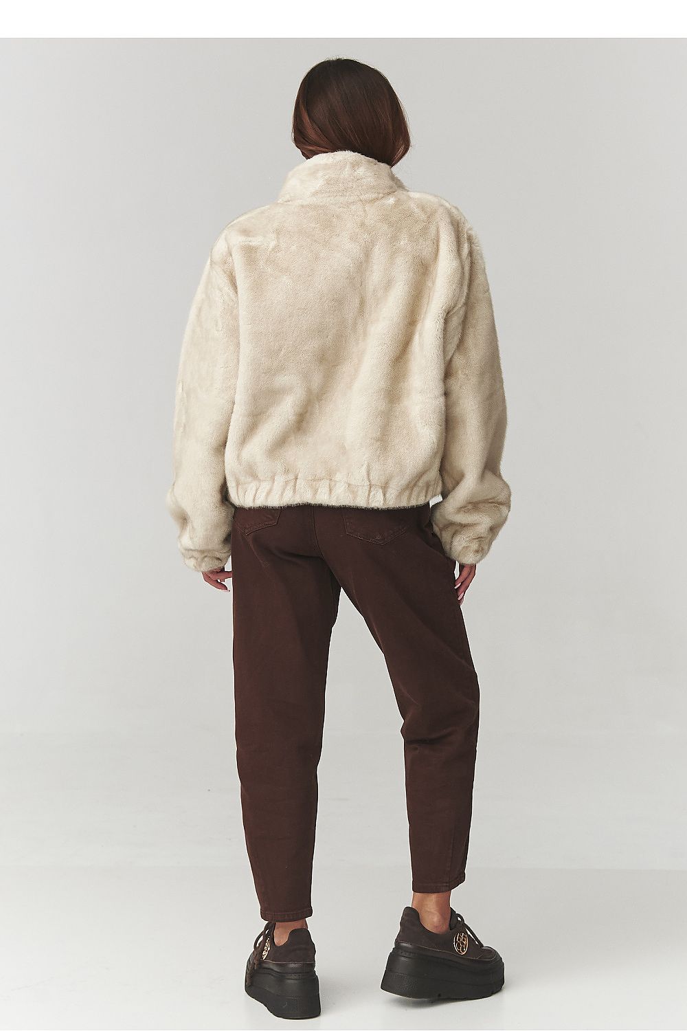 Jacket model 220779 Makadamia