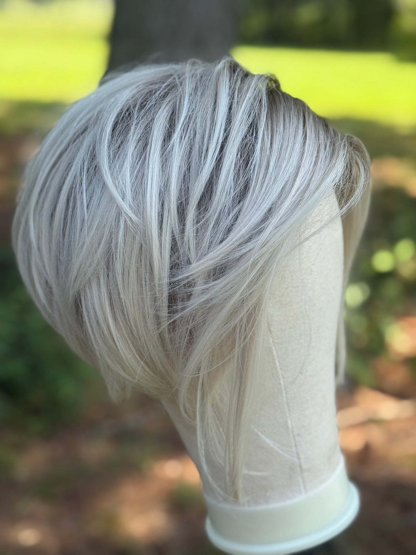 LILY White Ribbon Brunette