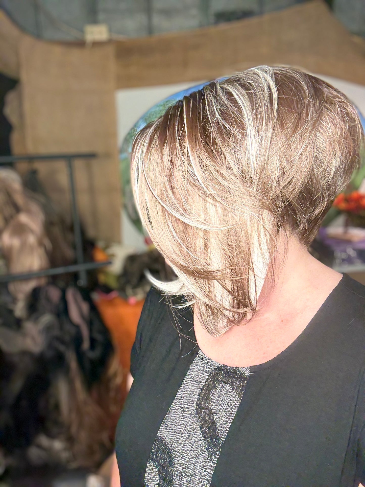 LILY White Ribbon Brunette